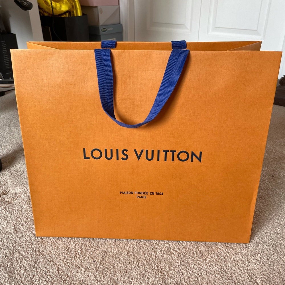 Medium Paper Shopping Bag